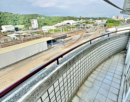 大兩房一廳✨陽台獨洗曬✨流理臺✨變頻冷氣✨管理員✨火車站旁 - Image 10