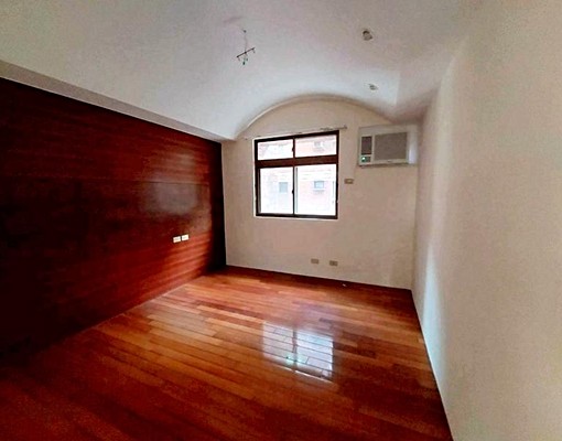 嘉家瑩~👍仁愛巨星3房1衛含車位可租補 - Image 2