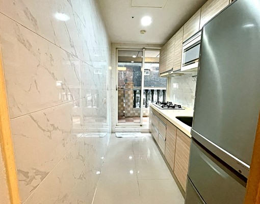 【新店七張精華地段】三房美宅、泳池公設、交通便利 - Image 8