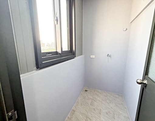 東海商圈🆕全新裝潢套房出租⛔️限女性✅有陽台✅有網路 - Image 12