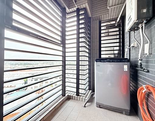 享受好居《左營高鐵、台積電景觀室內26坪》家俱全 - Image 9