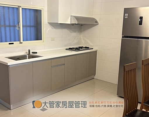 🎁北區成功透天5房(室內車位) - Image 2