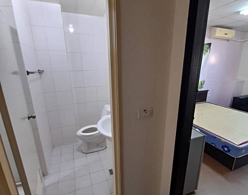 一度電兩塊專人管理可租補大套房 - Image 2