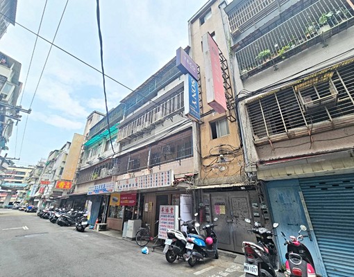 湖光市場旁免爬高二樓住家【租】 - Image 1