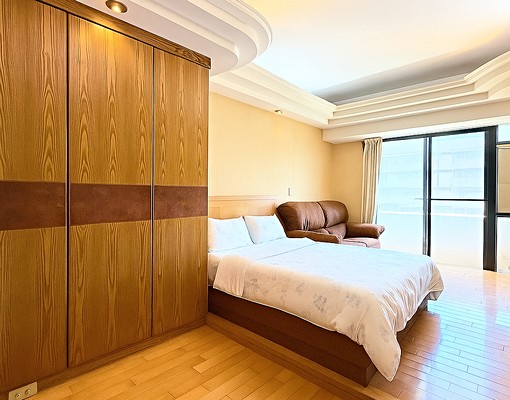 勤美草悟道大套房《可租補,免收仲介費》 - Image 1