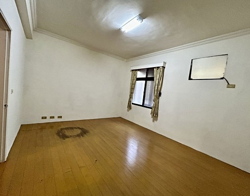 正五期東興路透天別墅｜4房3廳3衛｜庭院車位 - 591租屋網 - Image 10