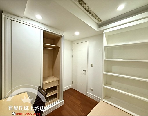 前區★城上城3房+平車★屋況漂亮 - Image 6