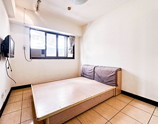 西屯近新光大四房+車位出租 - Image 6