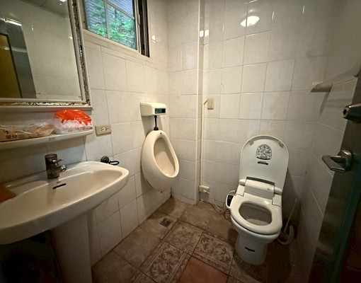租屋找77✿藝文稀有!社區最大坪數透天,可寵 - Image 5