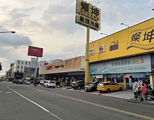 屏東幸福公園平車華廈(可租屋補助) - Image 2