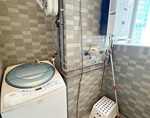 竹圍捷運南加州★嚴選溫馨典雅附家電具含管★ - Image 15
