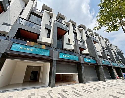 12單元南興路整棟電梯店面 - Image 1