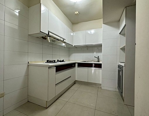 三房有家具/詳閱內容/租金含家具電及平面車位/博愛巨蛋捷運 - Image 8