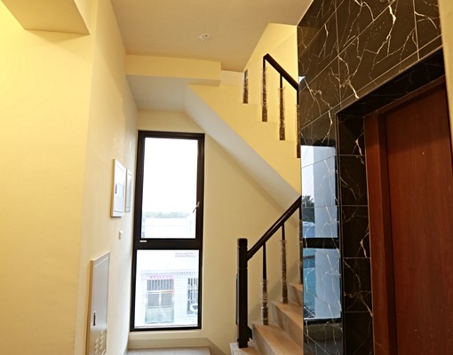 全新電梯別墅套房近楊寶寶蒸餃總店可租補 - Image 4