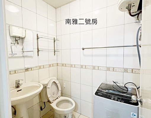 房東自租優質套房(限女性)/近台藝大/府中/南雅夜市 - Image 6