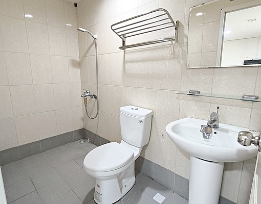 興大忠孝/美村復興⭕租補大陽台流理台獨洗木質 - Image 7