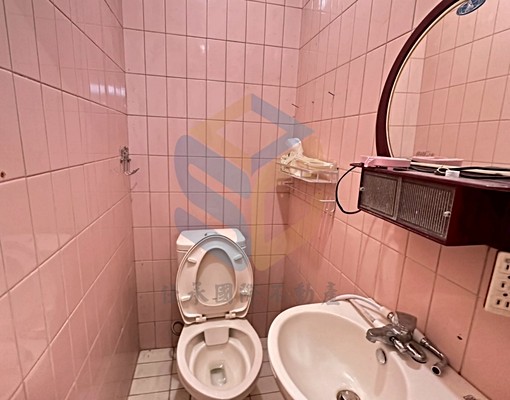 🌟【維新路公寓🏠無電梯三房出租✨租金超甜✨近火車站🍳】 - Image 4