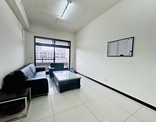 住商小雯【A18高鐵站前國際雙星~住辦2房車】 - Image 2