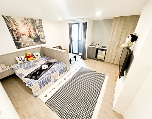 SOGO勤美✴可租補✴採光超大空間１房１廳✴大衛浴陽台獨洗曬 - Image 2