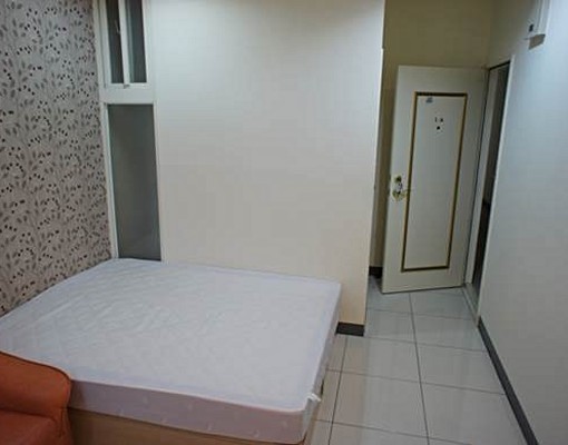 興大國圖靜巷涼爽設計師美屋可租補(全包電不包) - Image 14