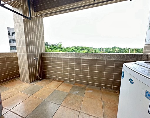 可租補可寵/傢俱全配/高檔裝潢稀有五房附平車 - Image 13