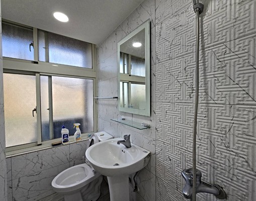 可租屋補助.家具家電齊全.公園綠蔭採光通風棒.獨立洗衣機 - Image 4