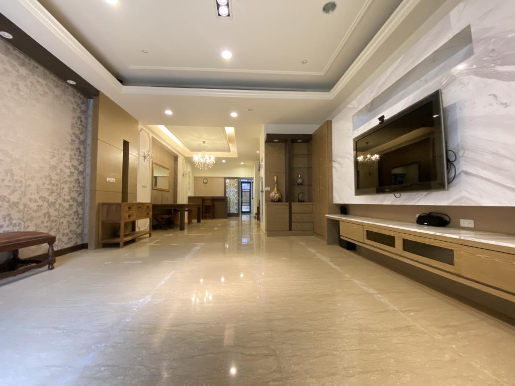 達哥精選-竹逸領袖會館 鄰近捷運A19青塘園美別墅