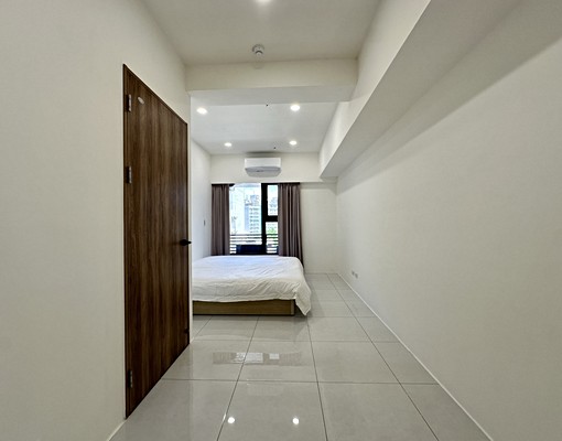 前鎮區全新🉑租補全新裝潢大一房一廳 - Image 7