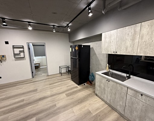 和平國小對面🌈工業風友善可寵可租補 - Image 3