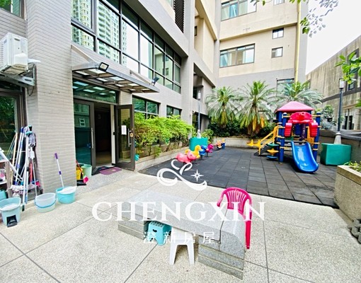 高鐵特區｜含車含管樓中樓出租🏠 - Image 14