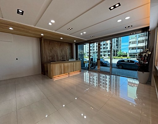 正中華路1+2樓7米面寬樓店金店面 - Image 4