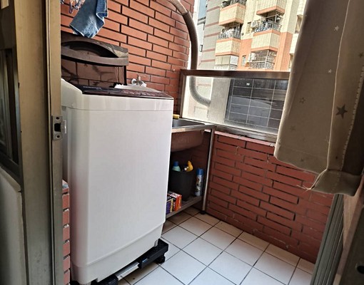 逢甲至善路獨立洗曬電梯套房採光佳含管(可租補) - Image 4