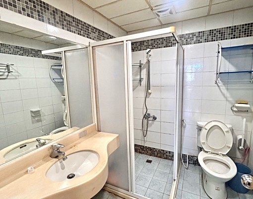 已降價要租要快!!尊信社宅/免仲可補/遠東百貨/桃園火車/嘉 - Image 4