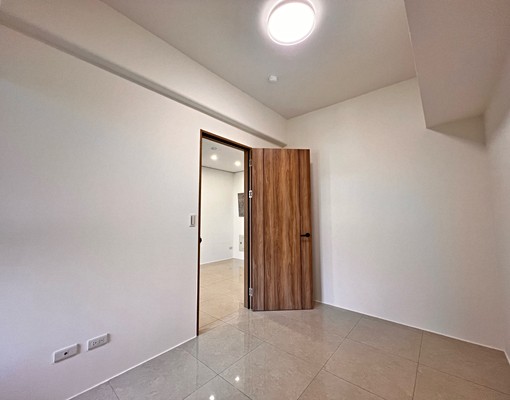 我最便宜全新未住-左營京城天湖2房~可租補~有平車 - Image 5