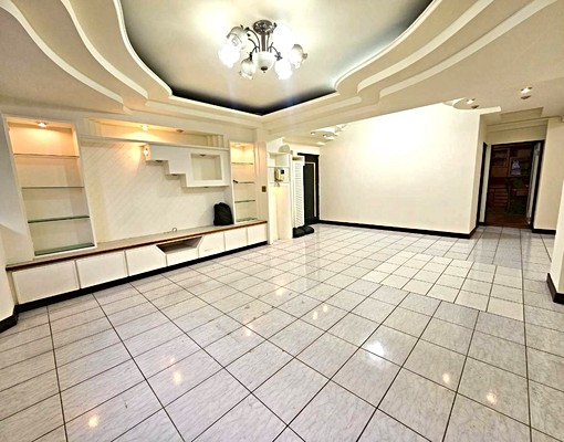 永貞路福和路口💖電梯住家(可住辦)全新衛浴.收垃圾.附車位 - Image 2