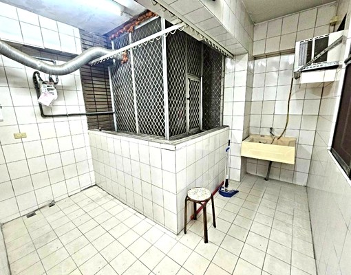 永貞路福和路口💖電梯住家(可住辦)全新衛浴.收垃圾.附車位 - Image 14