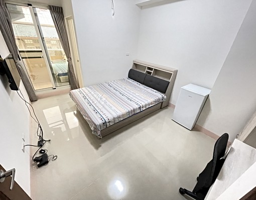 興大首選✨小資套房✨生活機能佳✨陽台獨洗 - Image 1