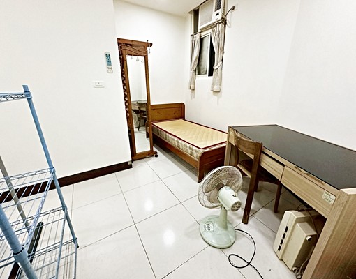 近捷運新埔站【超值租案】免爬梯★對外窗★獨立衛浴 - 591租屋網 - Image 1