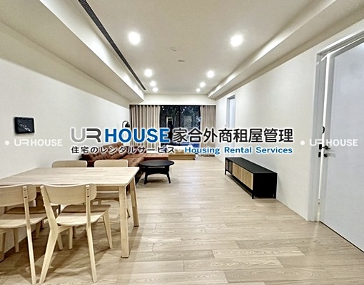 MRT中山國小.雙連丨全新裝潢面公園丨含車 - Image 1