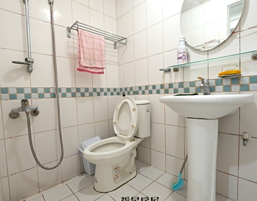 電梯管理員★可租屋補助★小家庭首選★平面車位★福星公園旁★ - Image 11