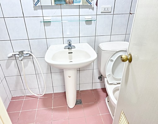 (租補台水電廚房陽台)雙人一級家電全 - Image 5