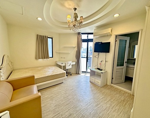 【光華東街】美套房|獨立陽台曬衣空間|獨立洗衣機|隨時可入住 - Image 3