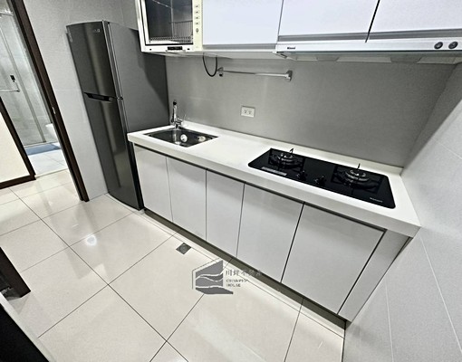 歐富承辦🏅可租補✨傳奇美三房採光水水💫逢甲新光市政 - Image 9