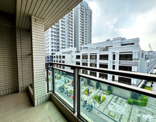 近台積電楠梓國小|優質邊間透天 - Image 9