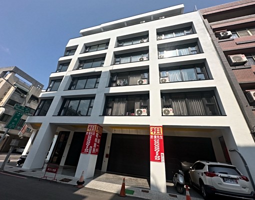 楠梓台積電/日月光科技園區/德民黃昏市場旁/一層一戶電梯套房 - Image 2