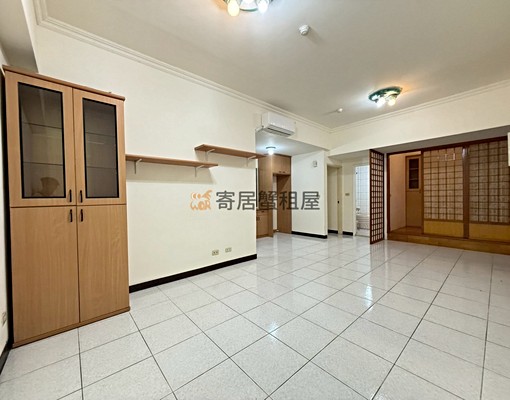 寄居蟹社會住宅🏠東方山河2+1房可租補🐯 - Image 1