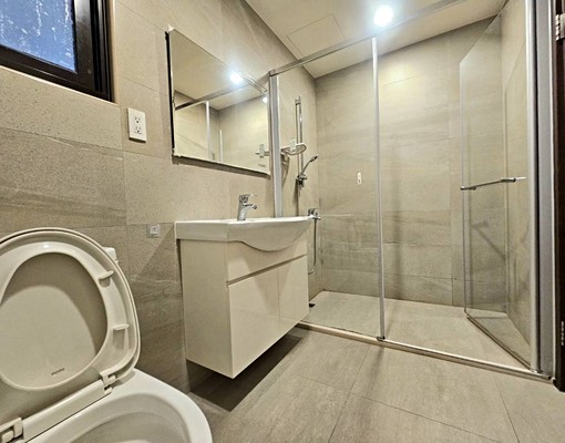 專任💥登陽步康橋💥大里二期●高樓層三房+平車●含管 - Image 9