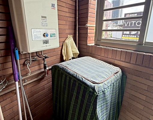 三多商圈質感兩房家具電全~平車大樓可另租 - Thumbnail 8