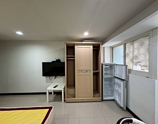 🍎捷運民權西路美套🍎8號出口🍎有陽台.家具家電全 - Image 8
