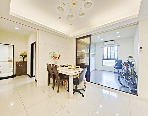 北大特區【北美館】面校園永久棟距綠樹美景4房車-永慶何亞凡 - Image 5